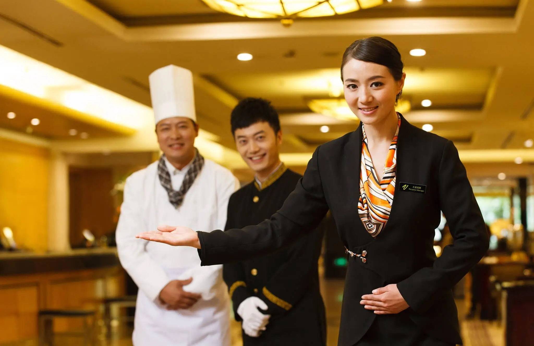 餐飲服務(wù)經(jīng)理人證書講解:證書容易拿嗎?出證單位哪個(gè)?誰(shuí)可以報(bào)?