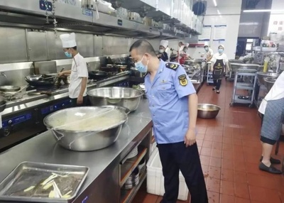 樂山市市場(chǎng)監(jiān)管局全力保障省運(yùn)會(huì)食品安全