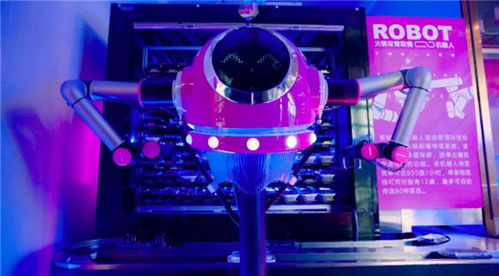 順德開了個機器人餐廳 炒菜做飯服務員全是機器人